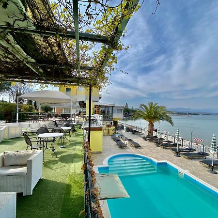 Hotel Estee Desenzano del Garda Kültér fotó