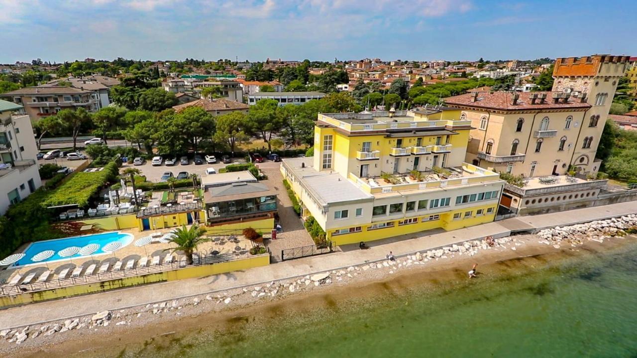 Hotel Estee Desenzano del Garda Kültér fotó
