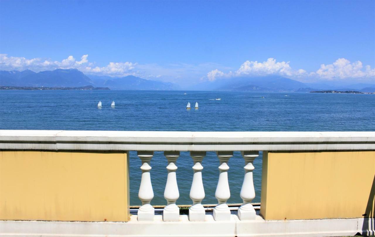 Hotel Estee Desenzano del Garda Kültér fotó