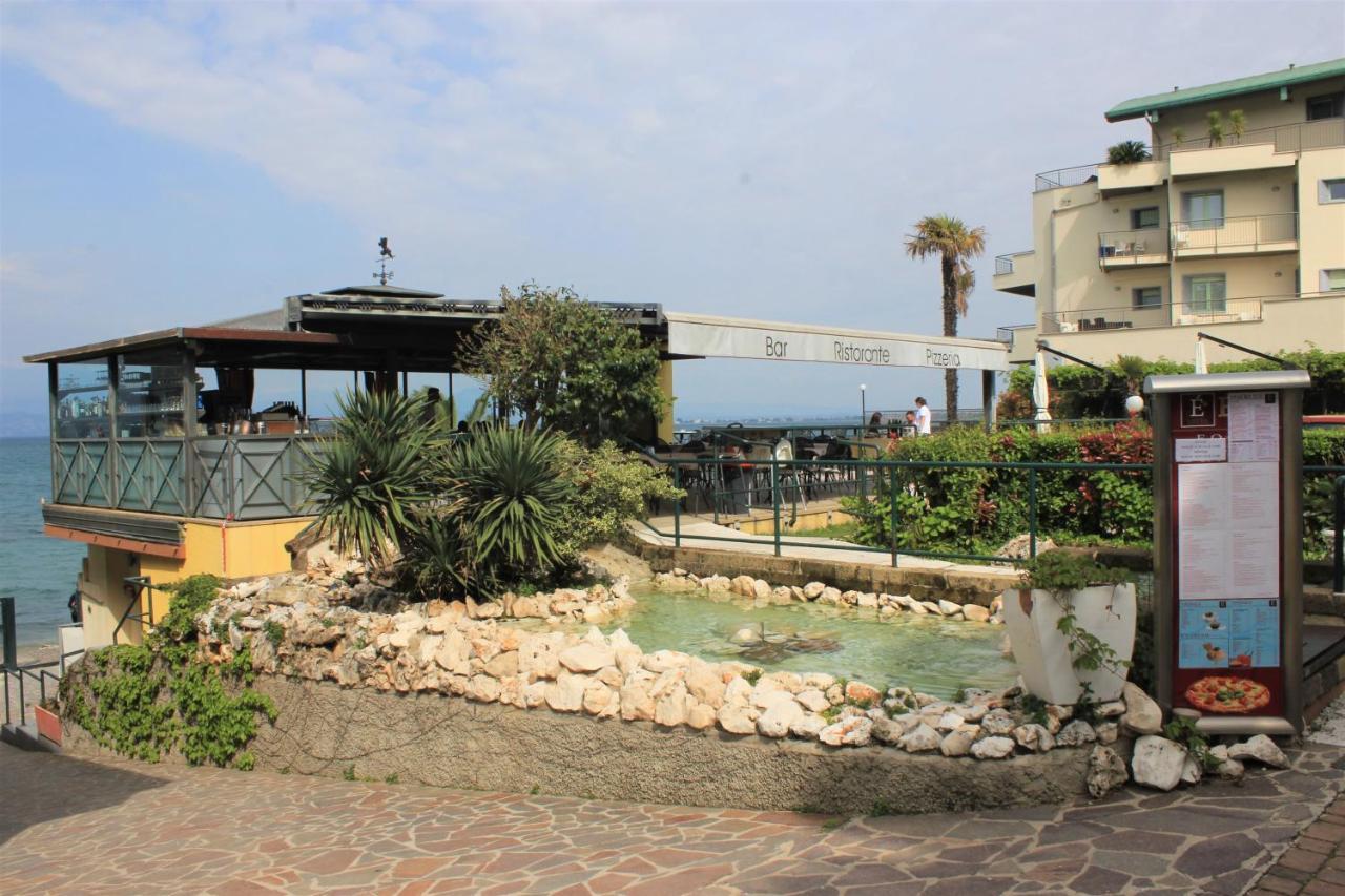 Hotel Estee Desenzano del Garda Kültér fotó